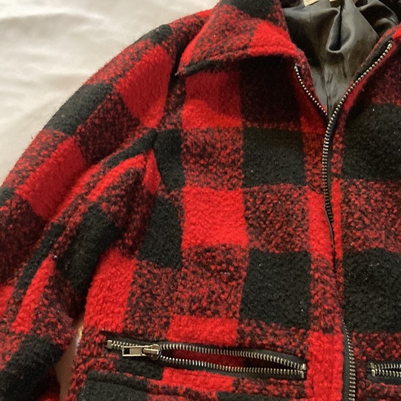 Rewind jacket - Picture 3 of 11